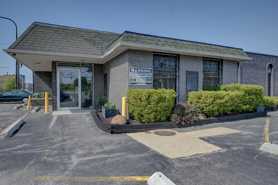 15437 Broadway Ave, Harvey, IL for sale - Building Photo - Image 1 of 1