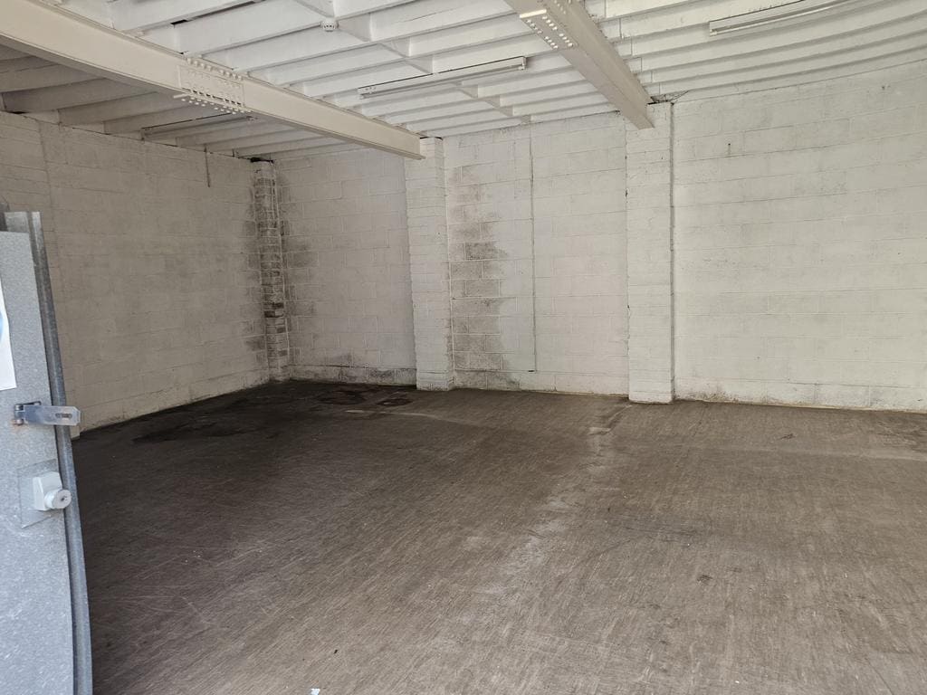 Station Path, Staines to rent Building Photo- Image 1 of 8