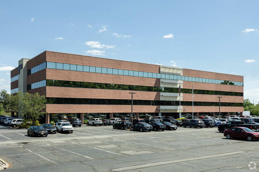 611 Route 46 W, Hasbrouck Heights, NJ for sale - Building Photo - Image 1 of 1