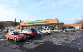 More details for 410-430 W Seneca Tpke, Syracuse, NY - Retail for Rent