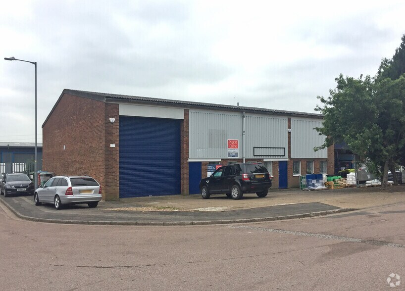 Crofton Clos, Lincoln to rent - Building Photo - Image 3 of 5