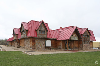 12712 E US Highway 40, Independence, MO for sale Primary Photo- Image 1 of 15