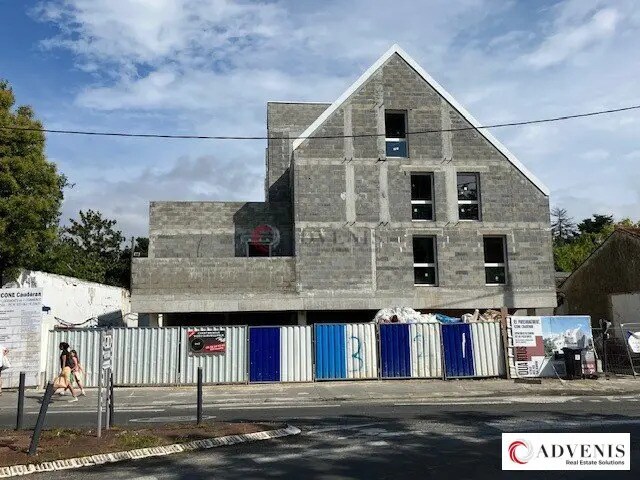 Retail in Mérignac to rent - Building Photo - Image 3 of 7