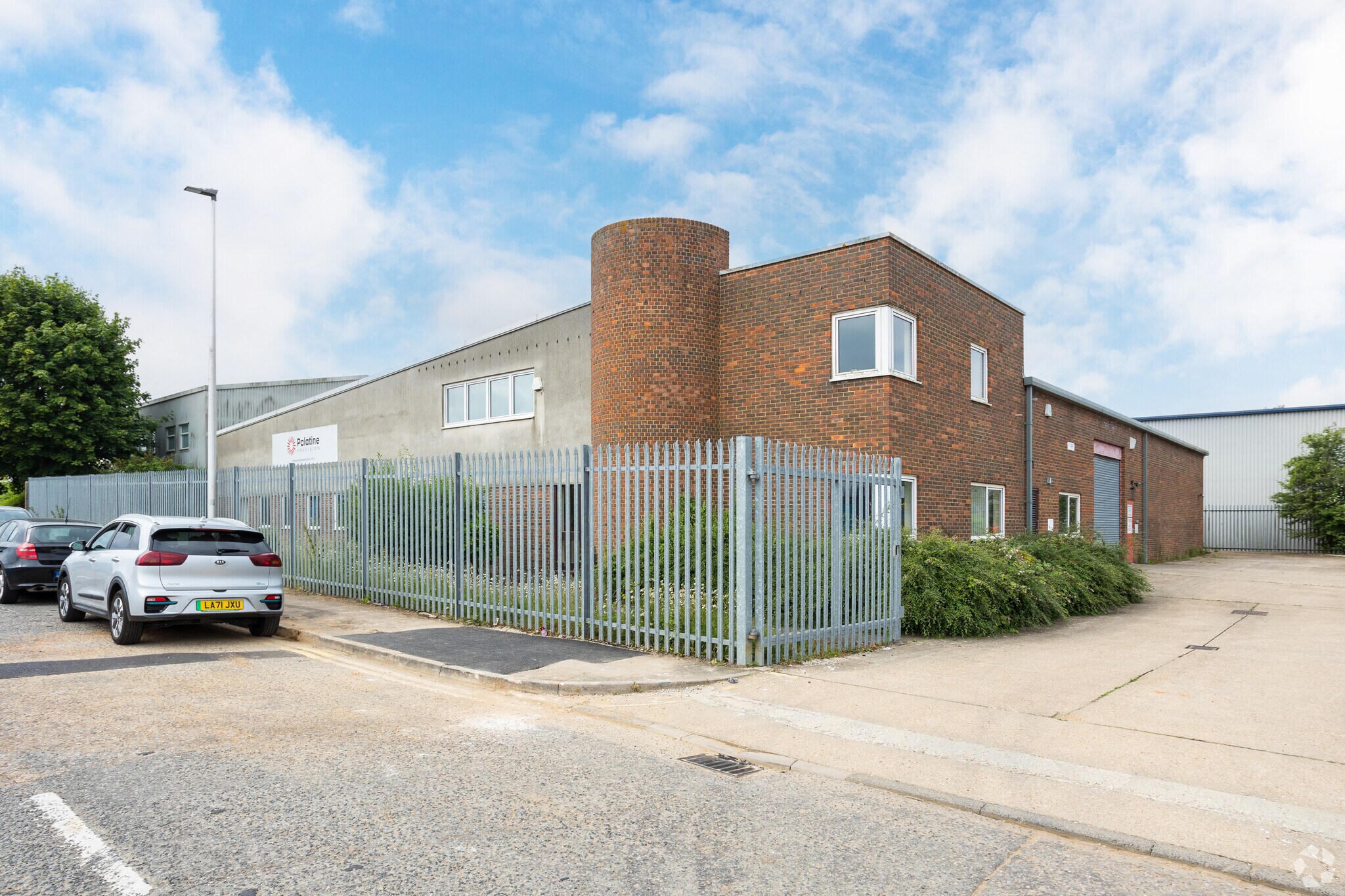 45 Laker Rd, Rochester for sale Primary Photo- Image 1 of 1