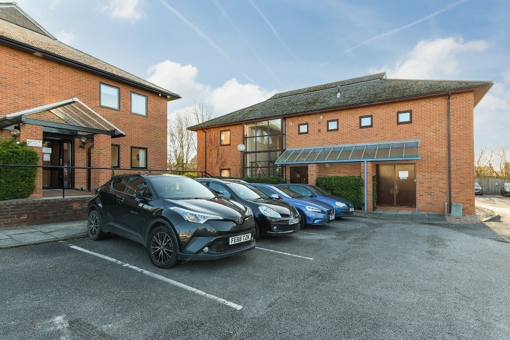 Meadowbank Way, Eastwood for sale Primary Photo- Image 1 of 1