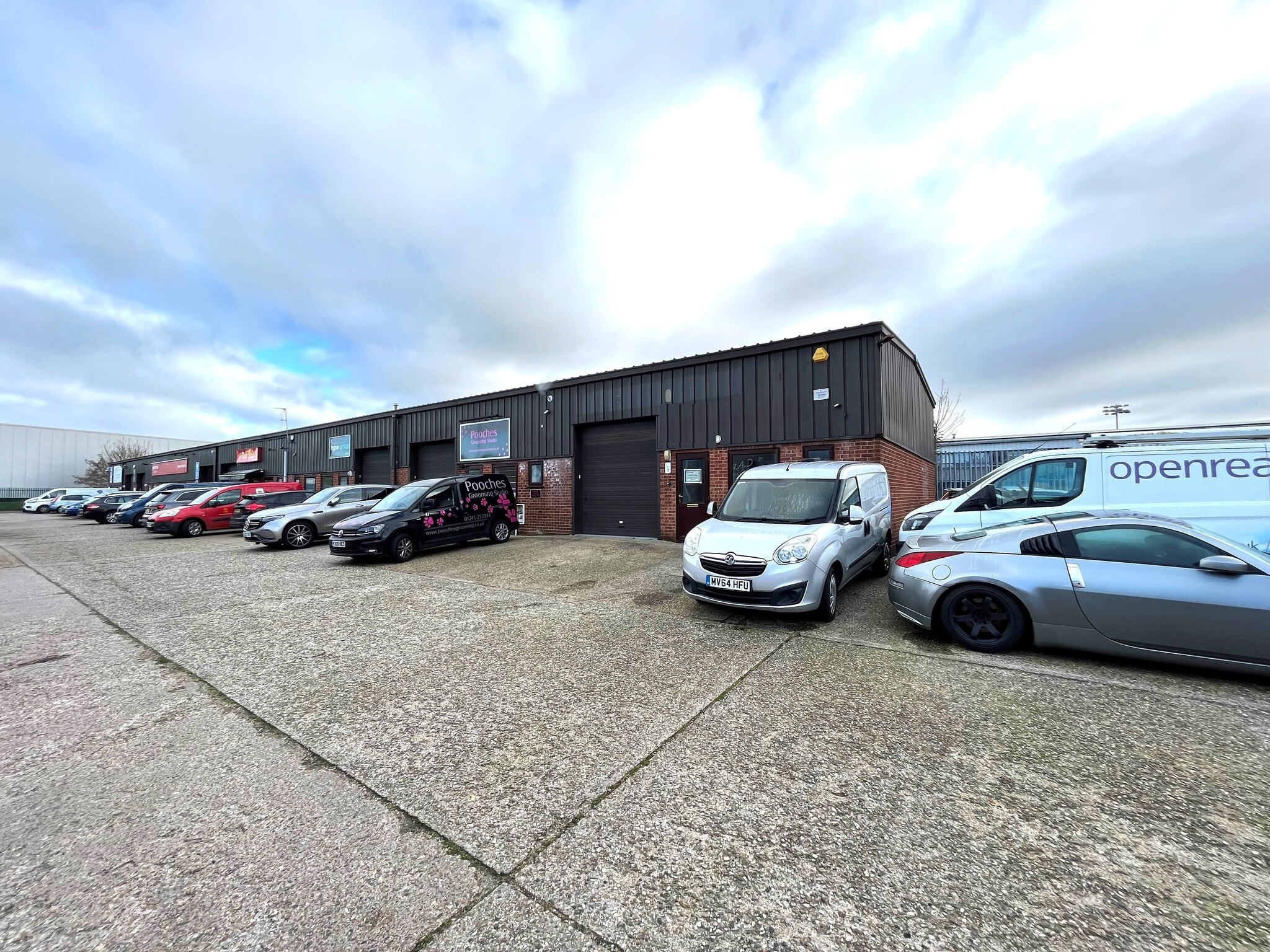 Montrose Rd, Chelmsford to rent Building Photo- Image 1 of 3