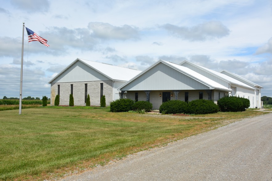 1516 W Yoder Rd, Fort Wayne, IN for sale - Building Photo - Image 1 of 1