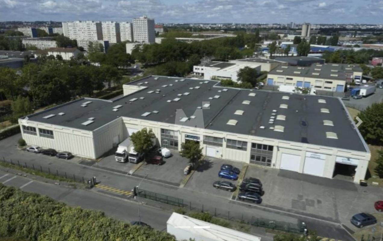 Light Industrial in Valenton to rent Building Photo- Image 1 of 8