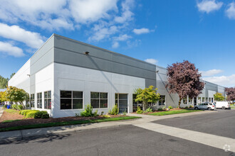 8912 NE Alderwood Rd, Portland, OR for rent Building Photo- Image 1 of 5