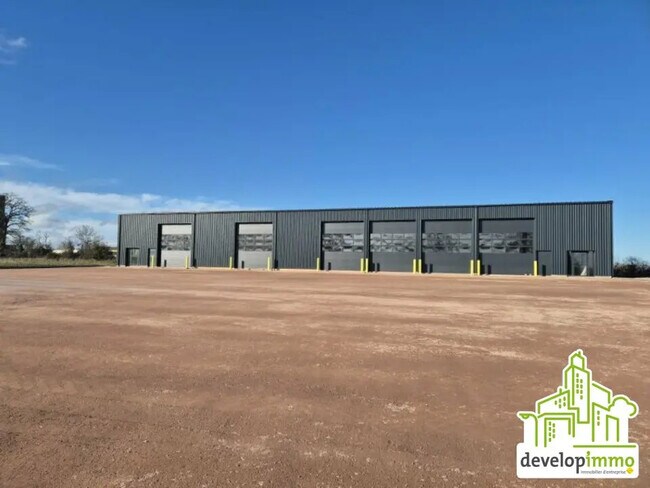 Location Entrepôt 1 000 m²