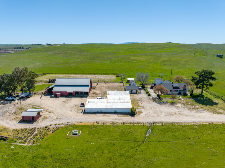 2500 E Highway 41, Shandon, CA for sale - Primary Photo - Image 3 of 12