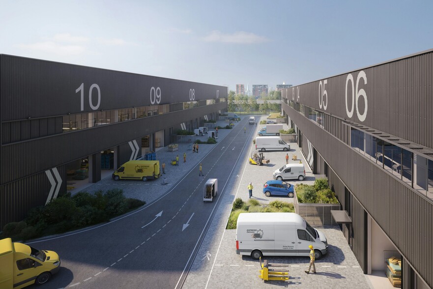 1-5 Empson St, London to rent - Building Photo - Image 2 of 4