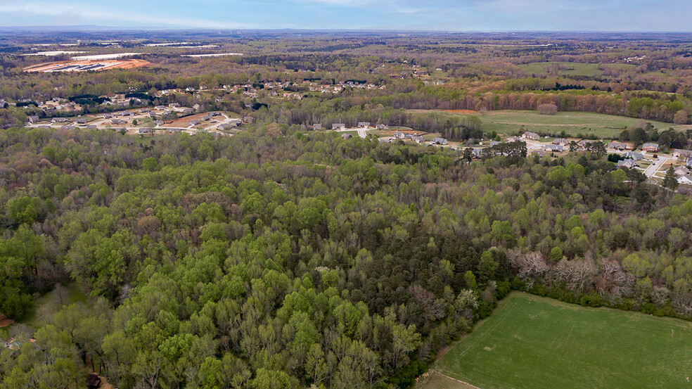 383 Storey Porter Rd, Jefferson, GA for sale - Building Photo - Image 3 of 8