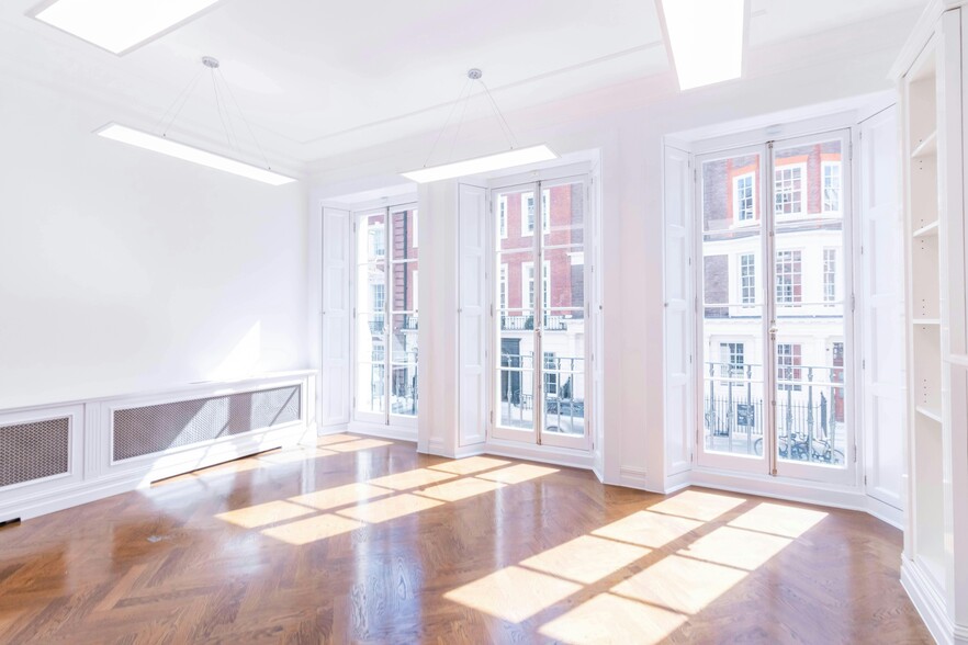 27 Grosvenor St, London to rent - Building Photo - Image 2 of 8