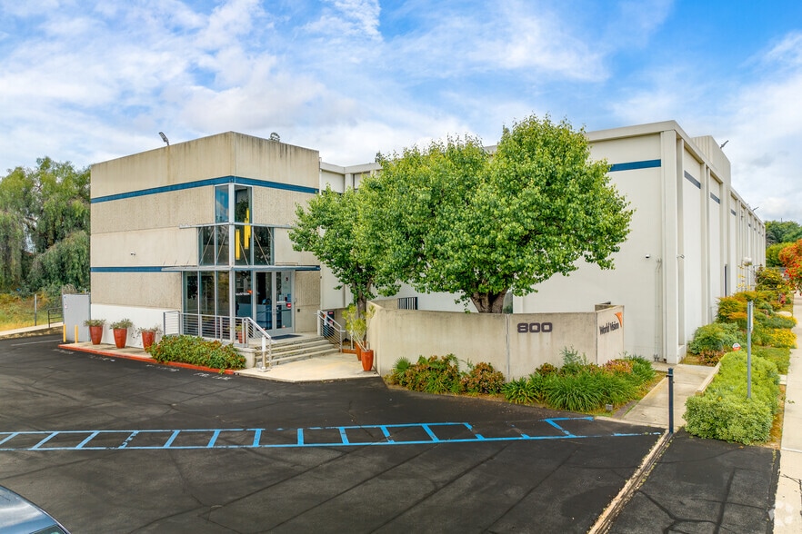 800 W Chestnut Ave, Monrovia, CA for sale - Building Photo - Image 1 of 1