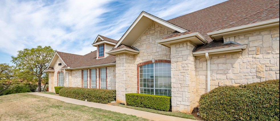 1100 E Southlake Blvd, Southlake, TX for rent - Building Photo - Image 2 of 7