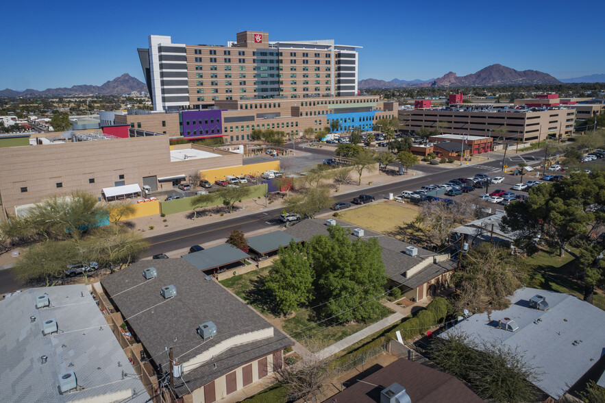 1801 E Cambridge Ave, Phoenix, AZ for sale - Primary Photo - Image 1 of 1