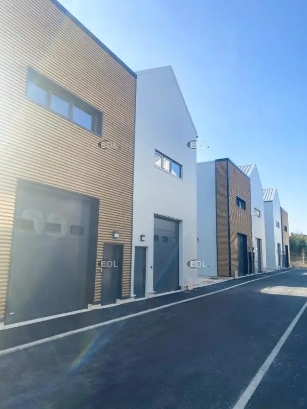 Light Industrial in Bagnolet to rent Building Photo- Image 1 of 11