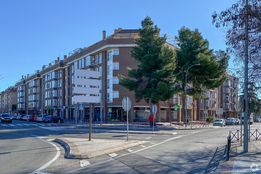 Residential in Torrejón De Ardoz, MAD for sale - Primary Photo - Image 1 of 1