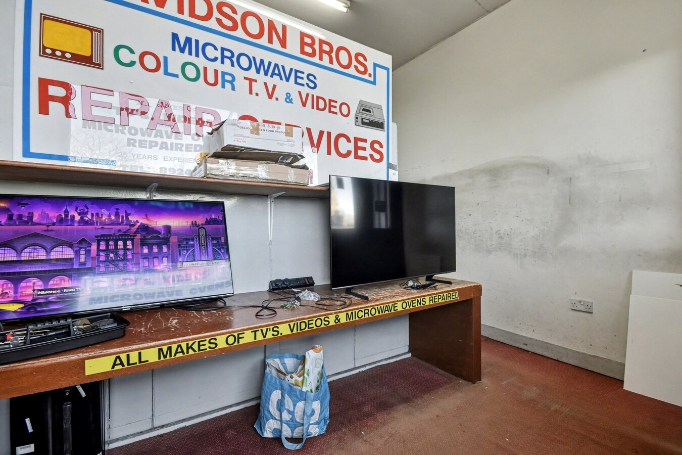 27 Regent St, Greenock, IVC PA15 4QY - Unit A -  - Interior Photo - Image 1 of 7