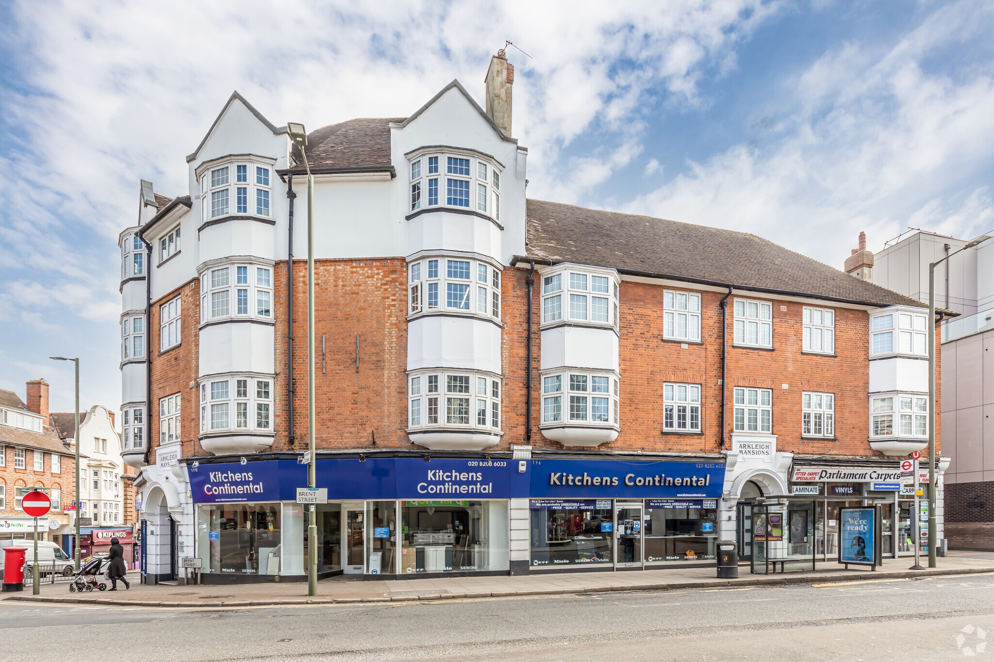 194-200 Brent St, London to rent Primary Photo- Image 1 of 6