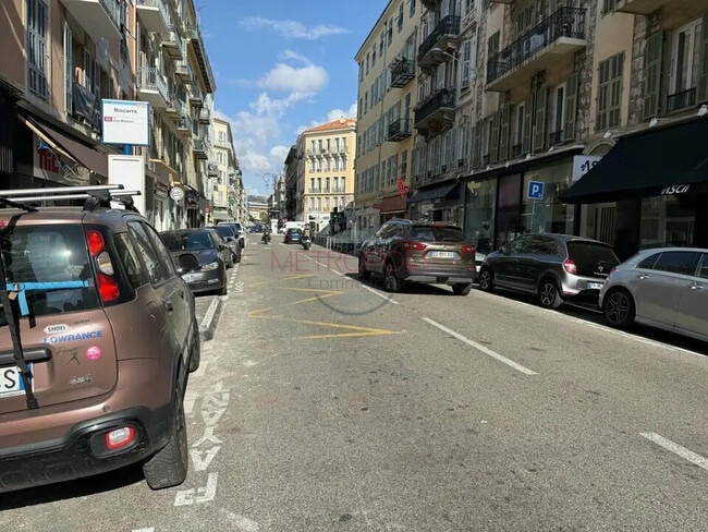 Location Commerce 20 m²