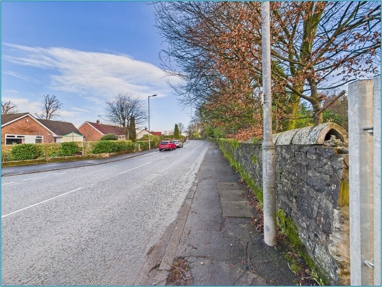 5 Bigholm Rd, Beith for sale - Building Photo - Image 3 of 7