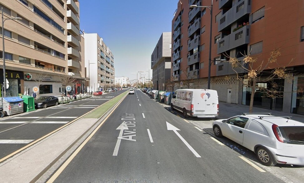 Retail in Granada, Granada for sale - Building Photo - Image 1 of 9