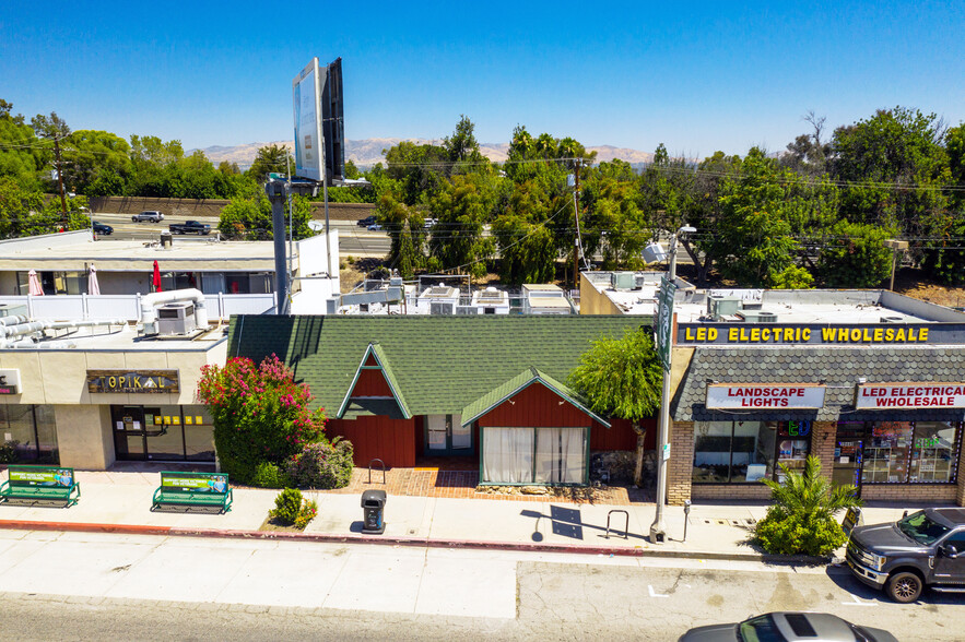 19451 Ventura Blvd, Tarzana, CA for sale - Building Photo - Image 1 of 1