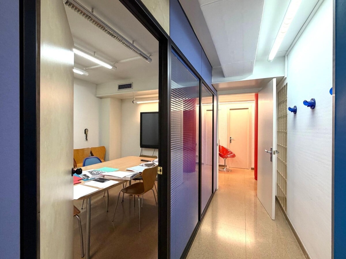 Igualada, BAR 08700 - Unit - -  - Interior Photo - Image 2 of 12