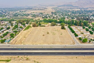 E Poplar Ave, Porterville, CA for sale Primary Photo- Image 1 of 1