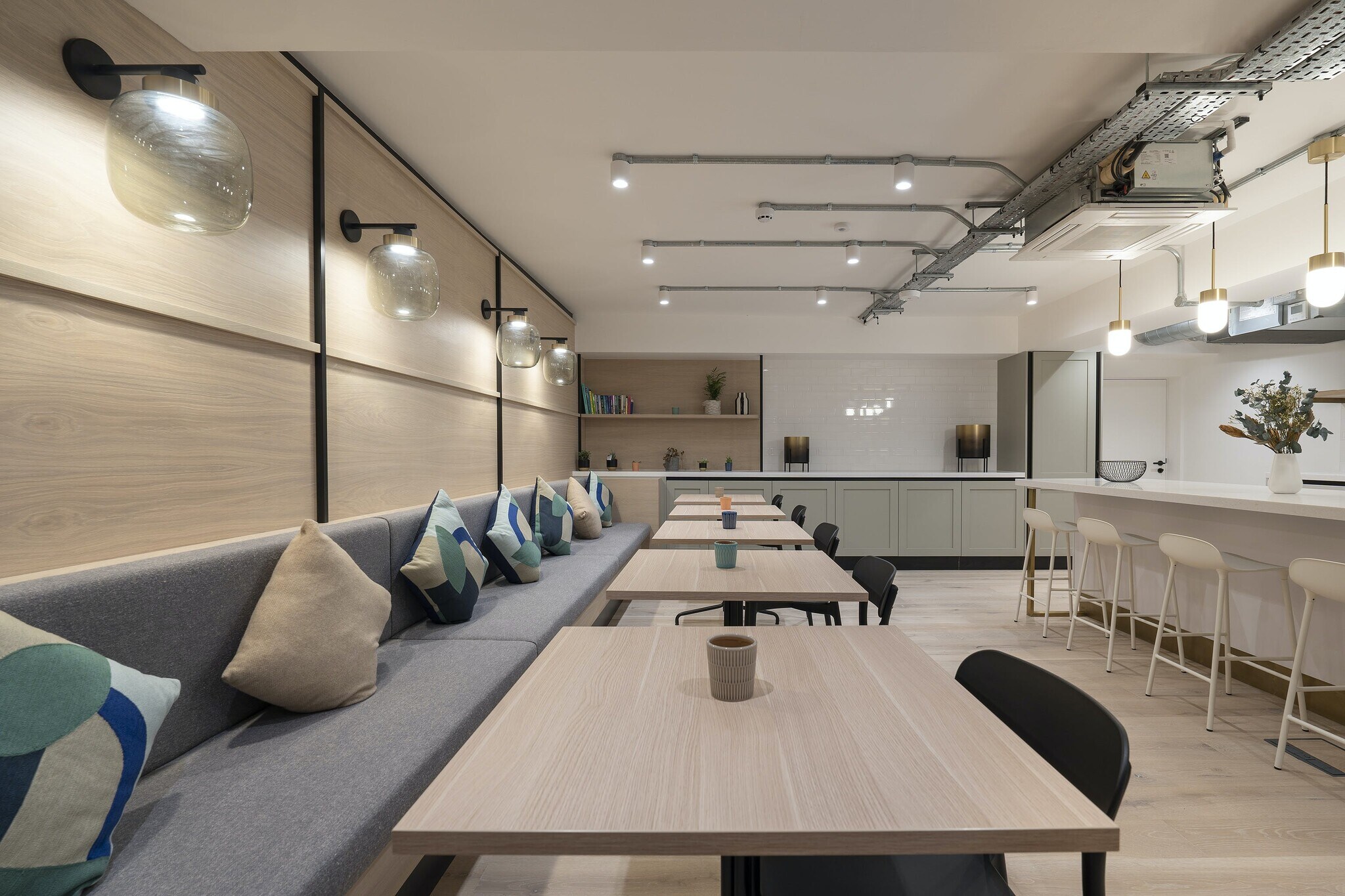 11-12 Wigmore Pl, London for sale Interior Photo- Image 1 of 1