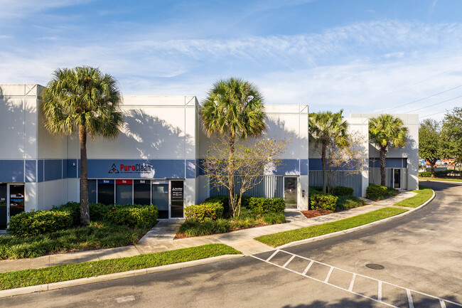 More details for 4350-4380 Oakes Rd, Davie, FL - Light Industrial for Rent