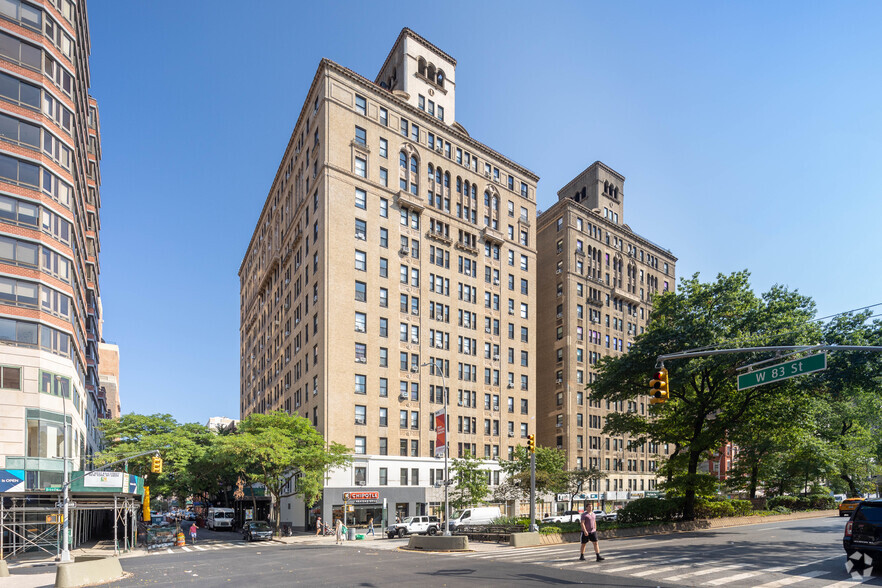 2290 Broadway, New York, NY for sale - Primary Photo - Image 1 of 1