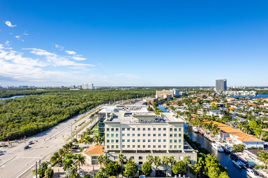 3363 NE 163rd St, North Miami Beach, FL for rent - Building Photo - Image 3 of 8