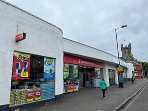 176 High St, Musselburgh to rent Building Photo- Image 1 of 1