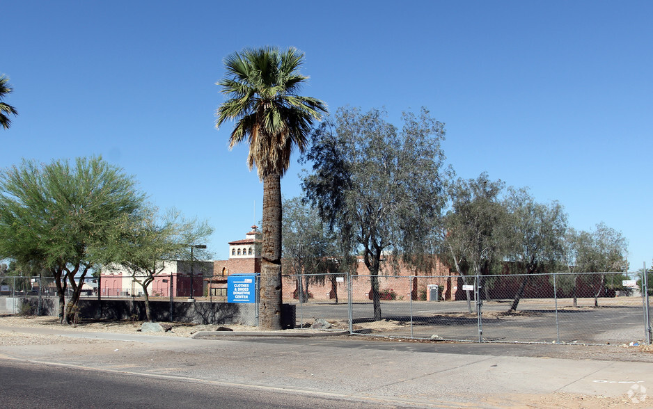 11420 N 19th Ave, Phoenix, AZ for sale - Building Photo - Image 3 of 6