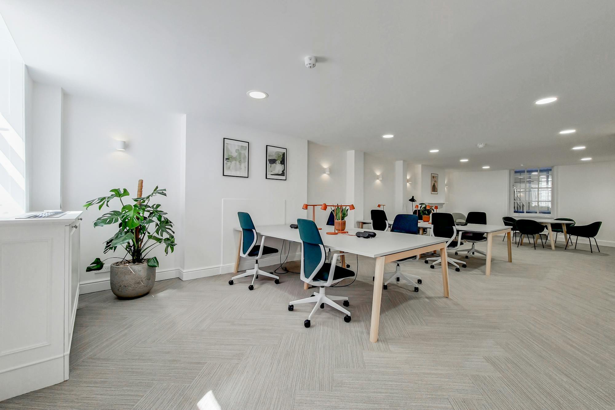 3 Fitzhardinge St, London to rent Interior Photo- Image 1 of 28