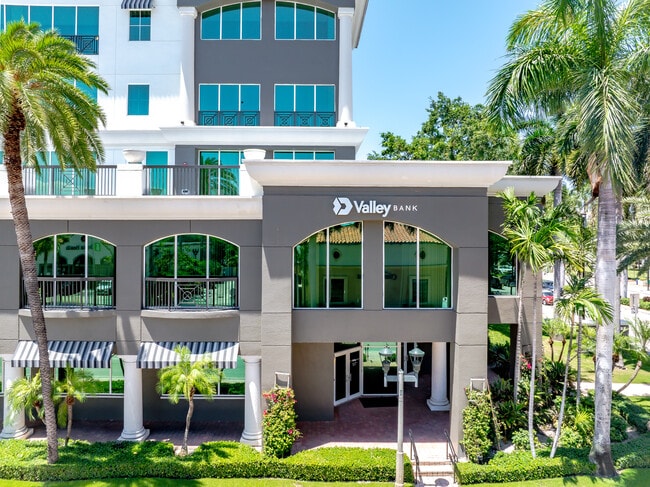 More details for 1 N Federal Hwy, Boca Raton, FL - Office to Rent