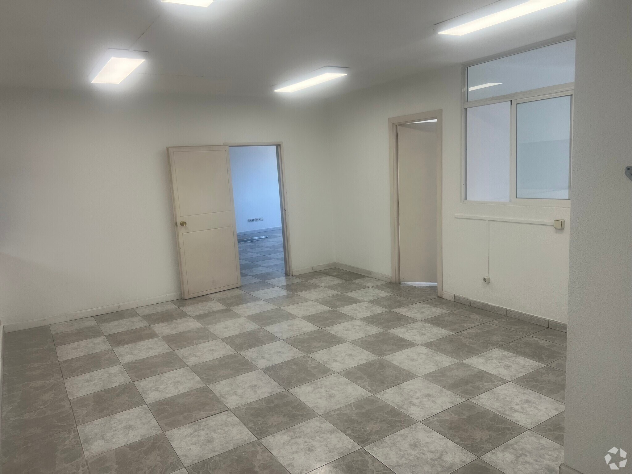 Calle Casas de Miravete, 4, Madrid, Madrid for sale Interior Photo- Image 1 of 1