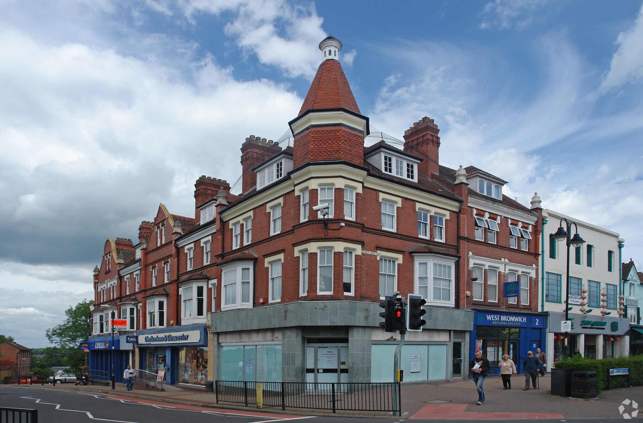 8-10 Unicorn Hl, Redditch for sale Primary Photo- Image 1 of 1