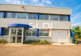 More details for 28 Rue Charles Martin, Saint-Fons - Light Industrial to Rent