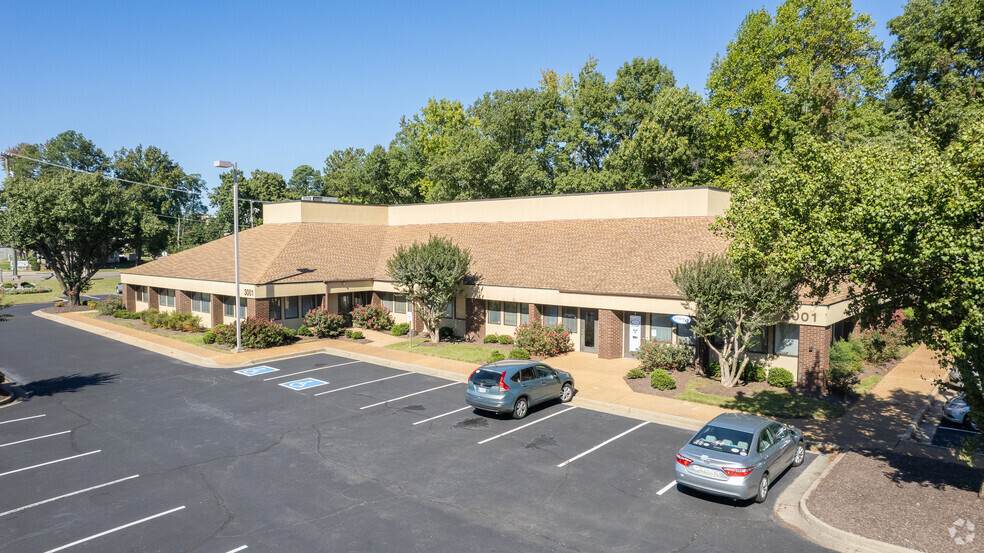 3001 Hungary Spring Rd, Richmond, VA for rent - Primary Photo - Image 1 of 11