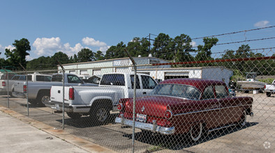 16475-16481 Highway 105 W, Montgomery, TX for sale Primary Photo- Image 1 of 1