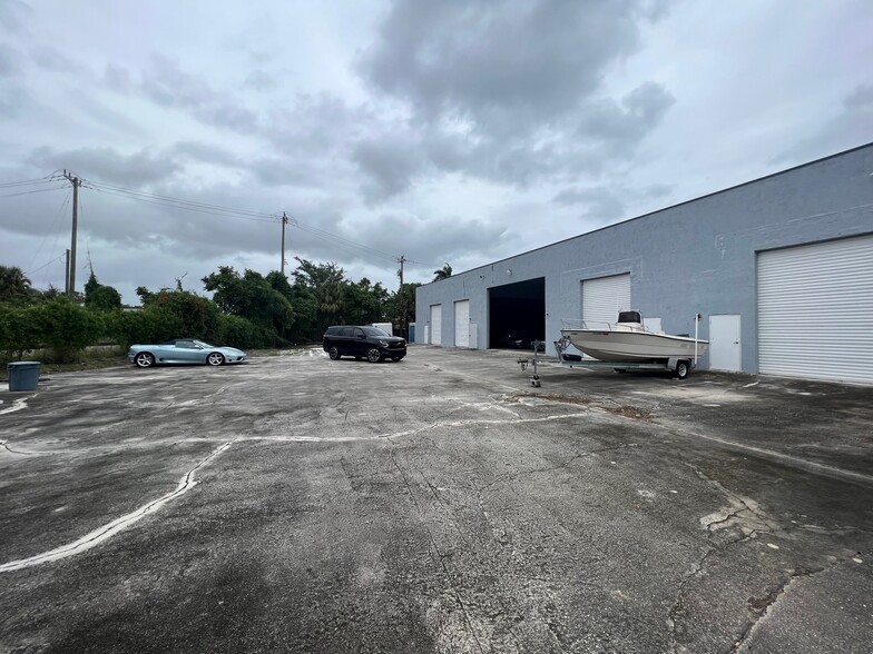 3615 Henry Ave, West Palm Beach, FL for sale - Primary Photo - Image 1 of 1