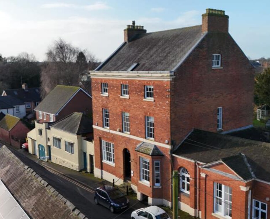 26 Bank St, Lutterworth for sale Primary Photo- Image 1 of 1