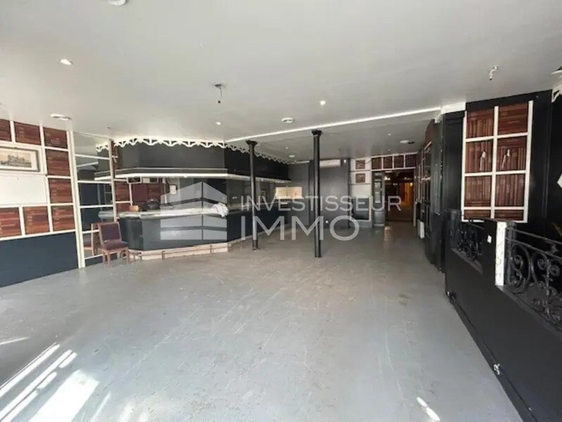Retail in Saint-Denis for sale Interior Photo- Image 1 of 10