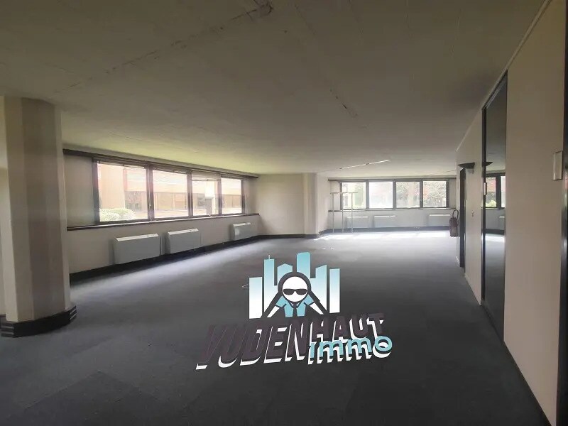 Office in Blagnac to rent Building Photo- Image 1 of 17