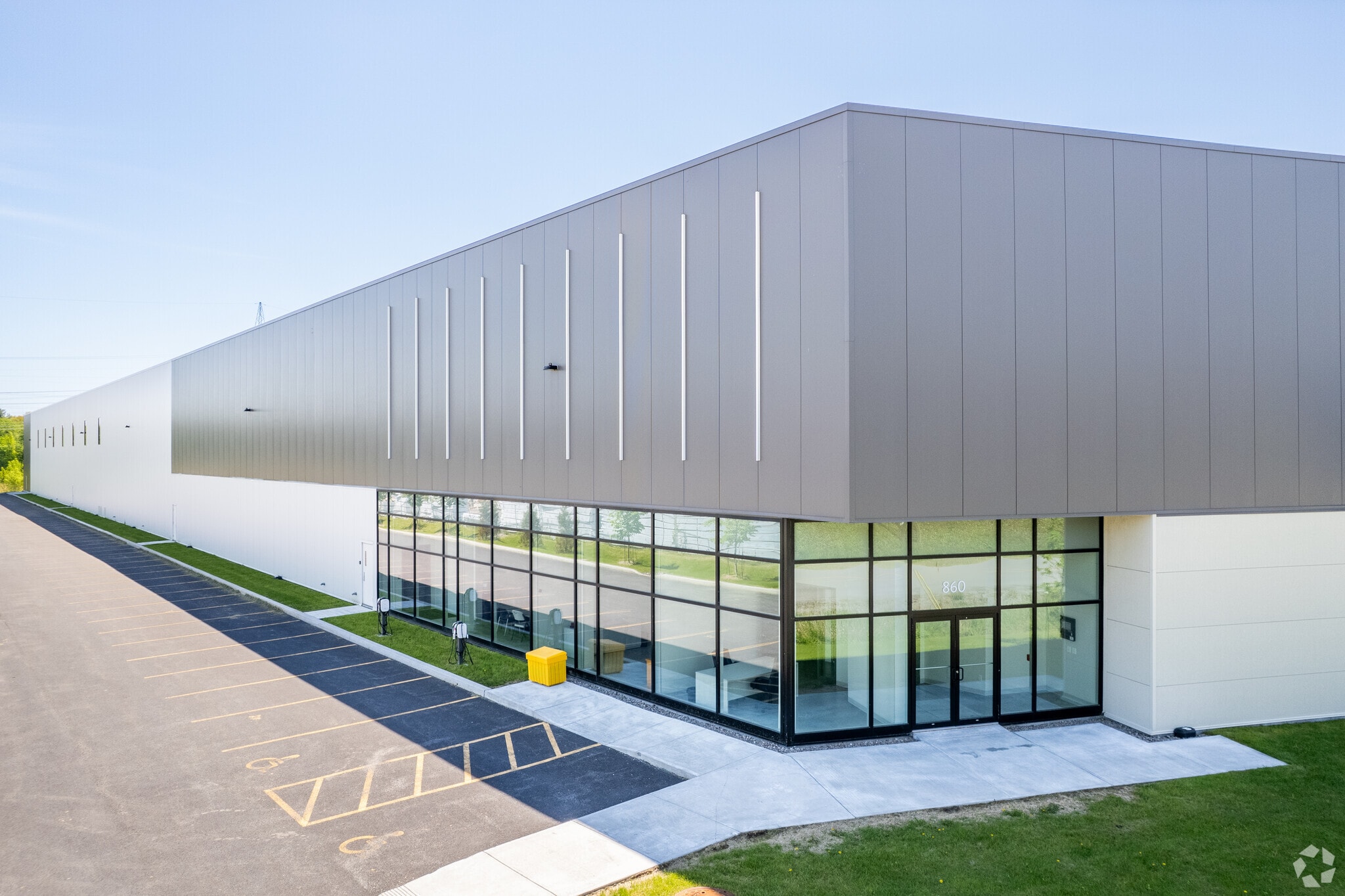 860 St Turnbull, Beauharnois, QC to rent Building Photo- Image 1 of 8