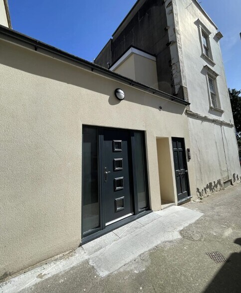 61 Apsley Rd, Bristol for sale - Building Photo - Image 1 of 1